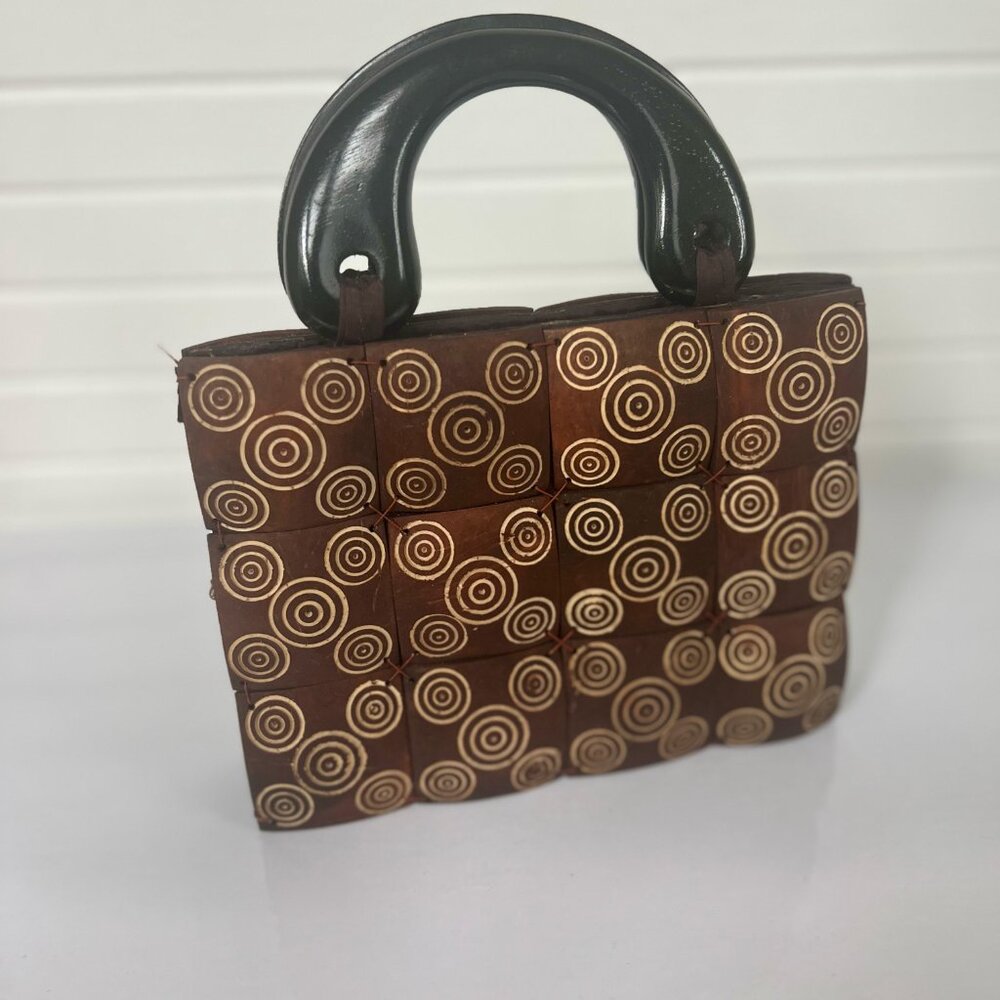 Unique Handbag - image 3
